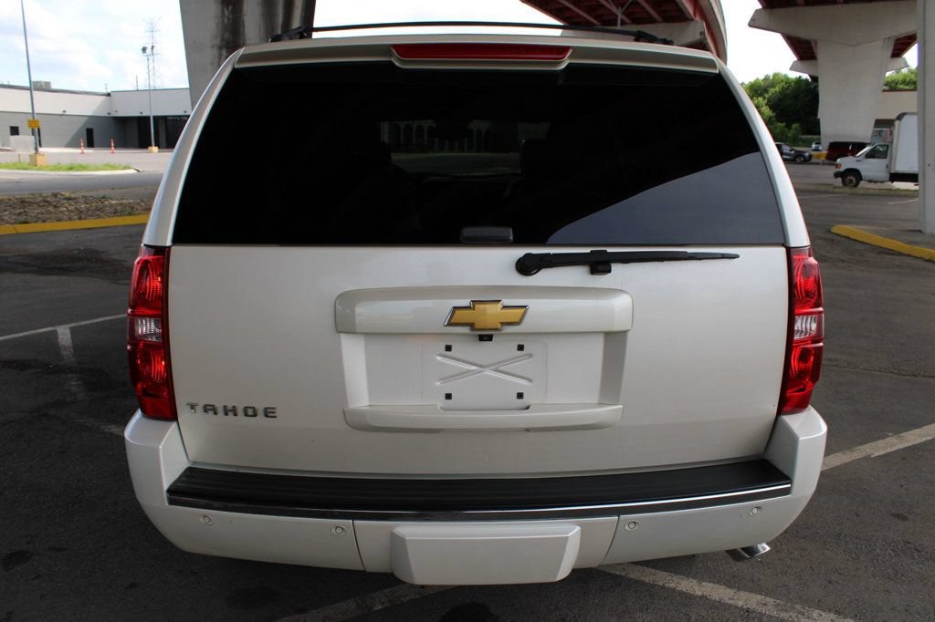 Used 2013 Chevrolet Tahoe LTZ AWD/4WD image 3