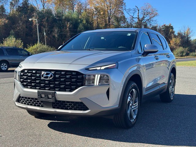 Used 2023 Hyundai Santa Fe SE AWD/4WD image 3