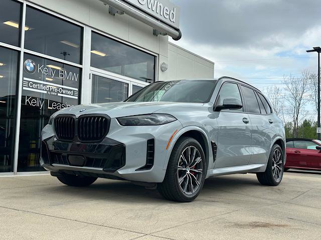 Certified 2024 BMW X5 xDrive40i w/ M Sport Package image 3