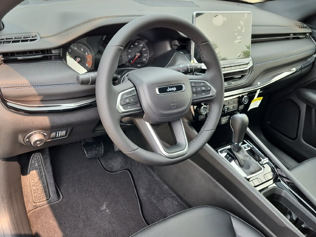 New 2026 Jeep Compass Limited AWD/4WD image 10