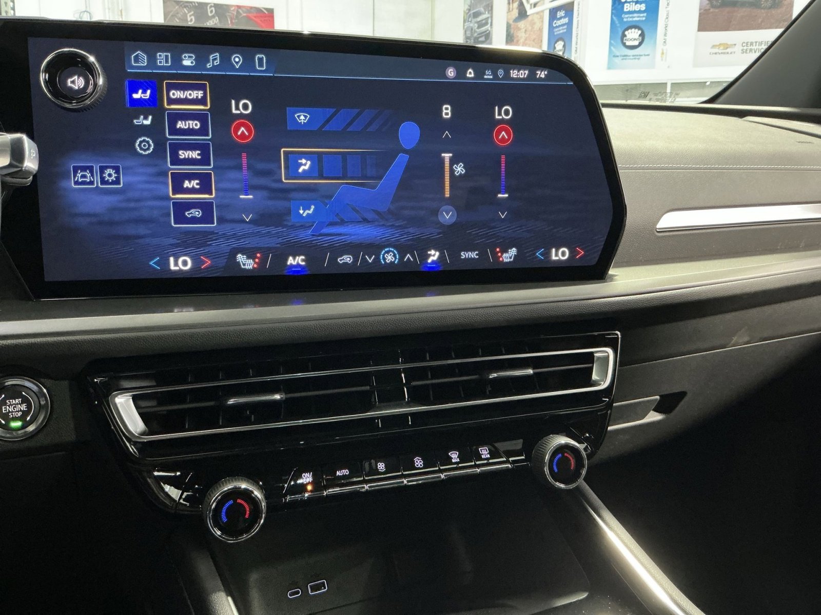 New 2026 Chevrolet Traverse LT FWD image 22