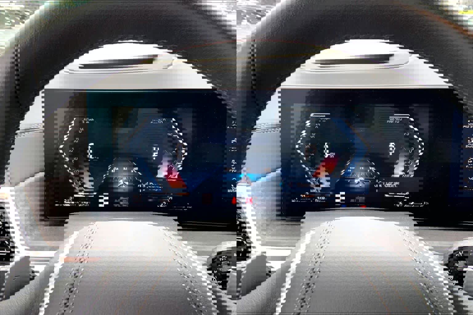 Used 2024 BMW X7 xDrive40i w/ Executive Package image 24