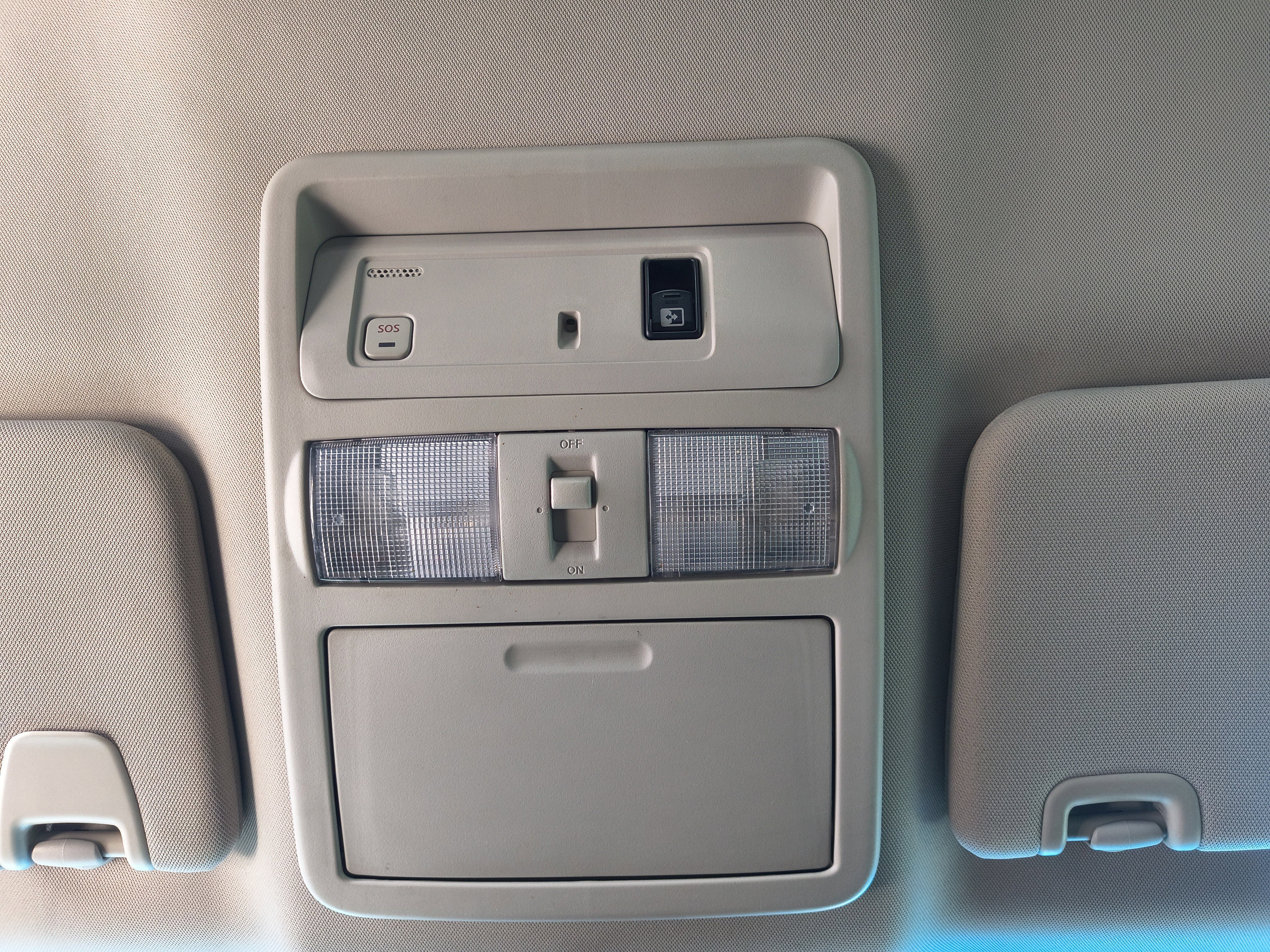 Used 2017 Nissan Titan SL image 23