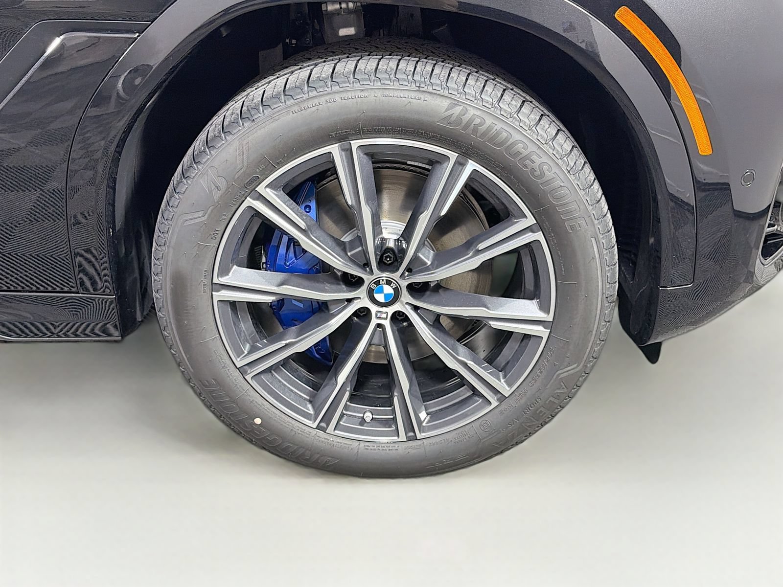 New 2027 BMW X6 xDrive40i w/ Executive Package AWD/4WD image 35
