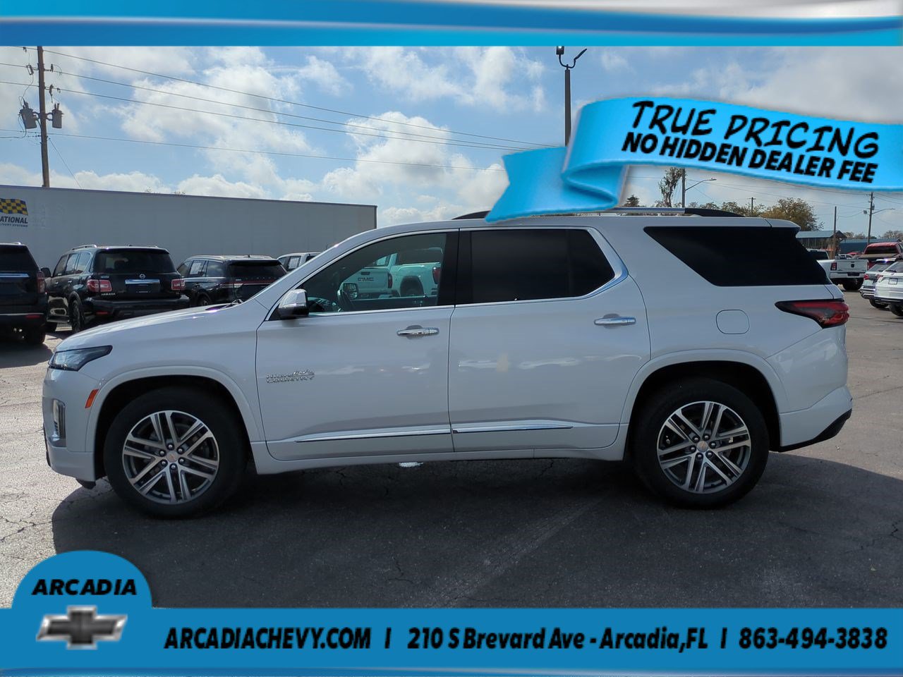 Used 2023 Chevrolet Traverse High Country FWD image 7