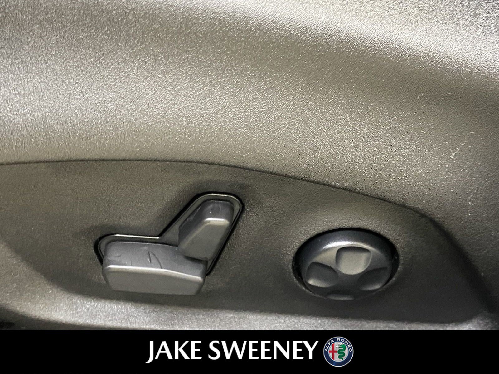 New 2024 Alfa Romeo Tonale Ti image 27