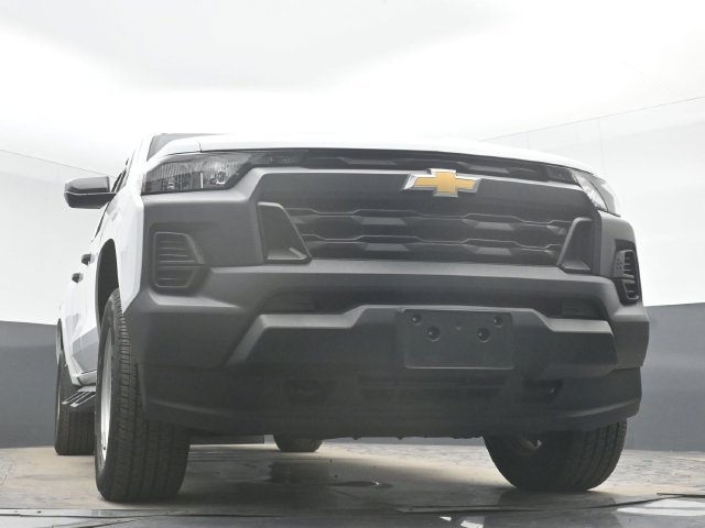 Used 2024 Chevrolet Colorado W/T w/ WT Convenience Package AWD/4WD image 41