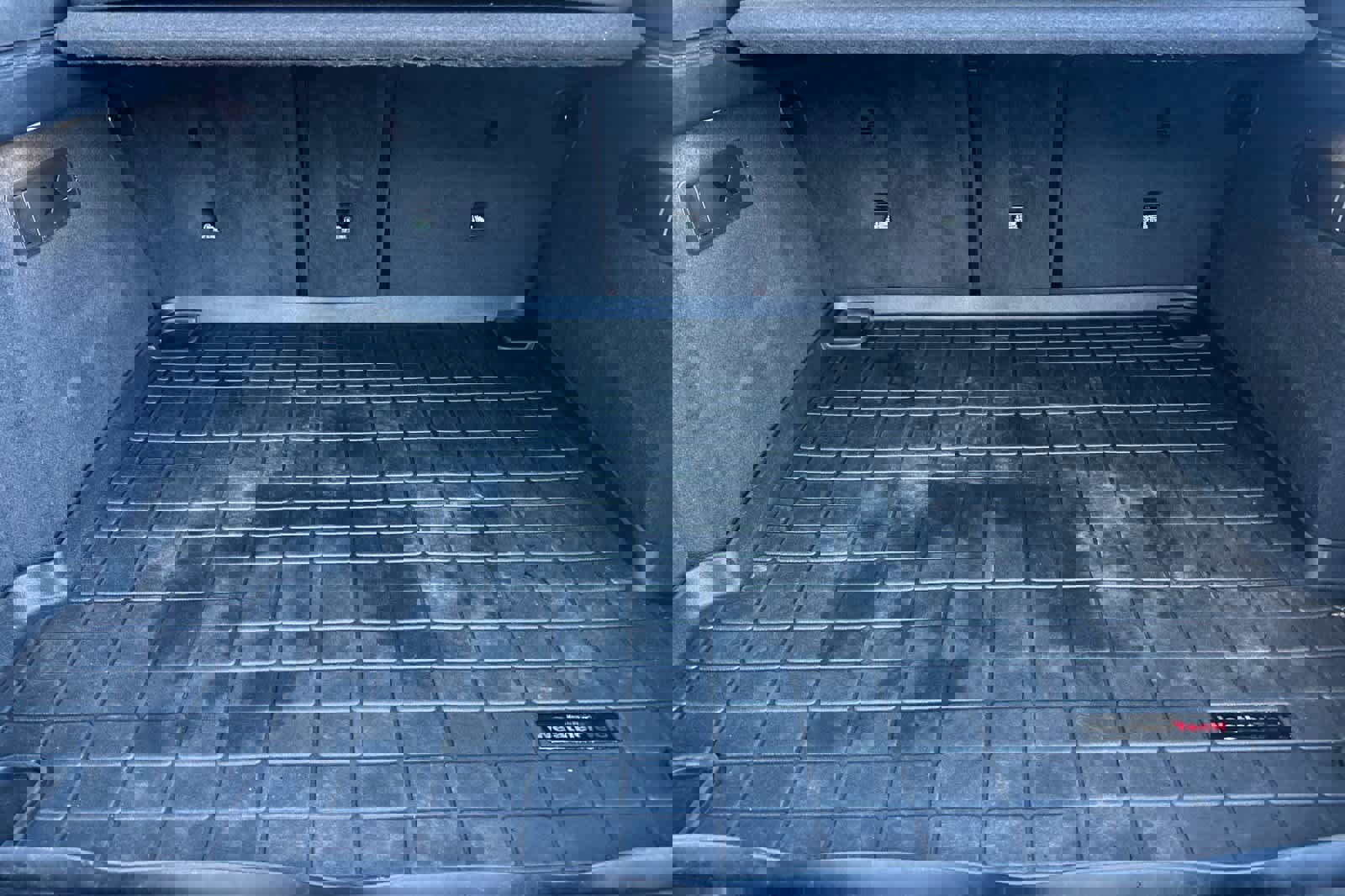 Certified 2023 BMW X6 xDrive40i w/ M Sport Package image 18