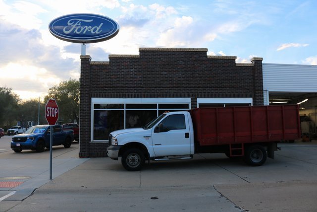 Used 2006 Ford F350 XL