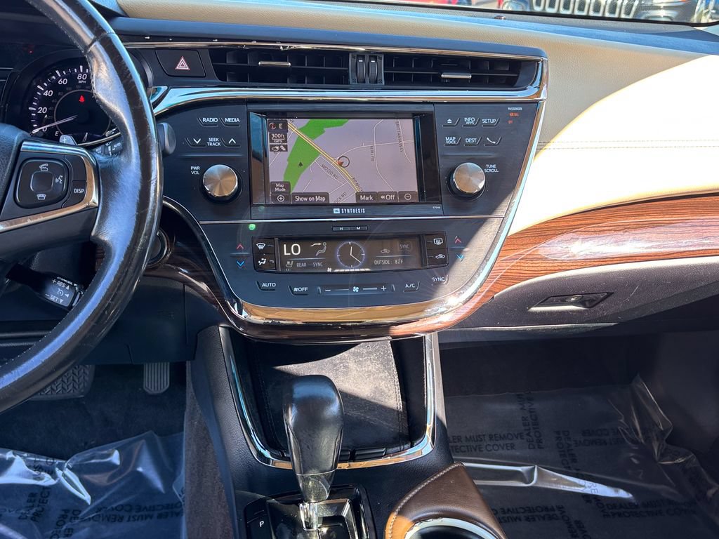 Used 2013 Toyota Avalon Limited FWD image 29