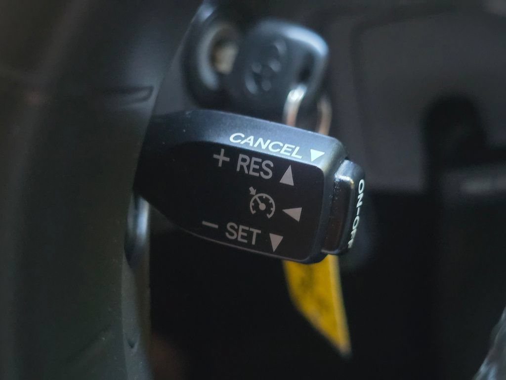 Used 2006 Toyota Tacoma X-Runner RWD image 30