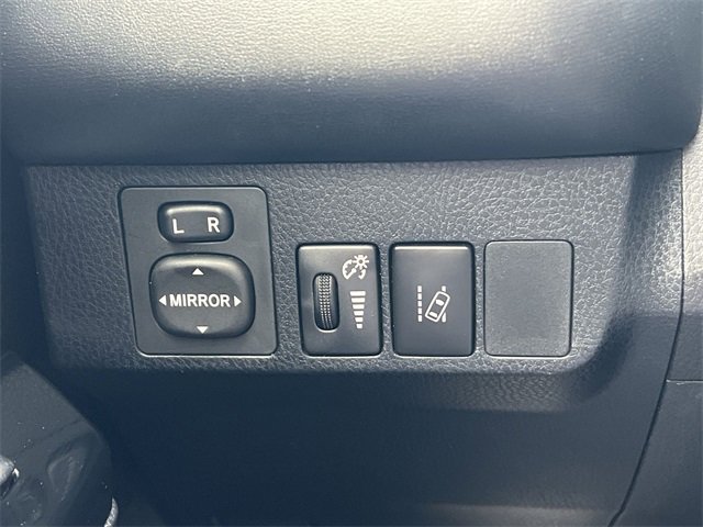 Used 2016 Toyota RAV4 Limited w/ Advanced Technology Package image 23
