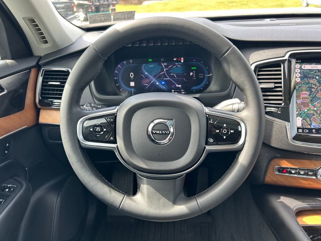 Used 2023 Volvo XC90 T8 Plus w/ Protection Package image 4