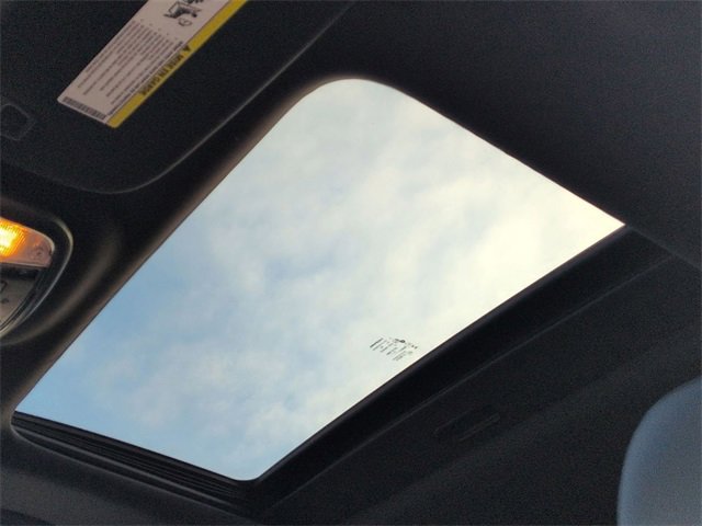 Certified 2022 Jeep Grand Cherokee Laredo X image 13