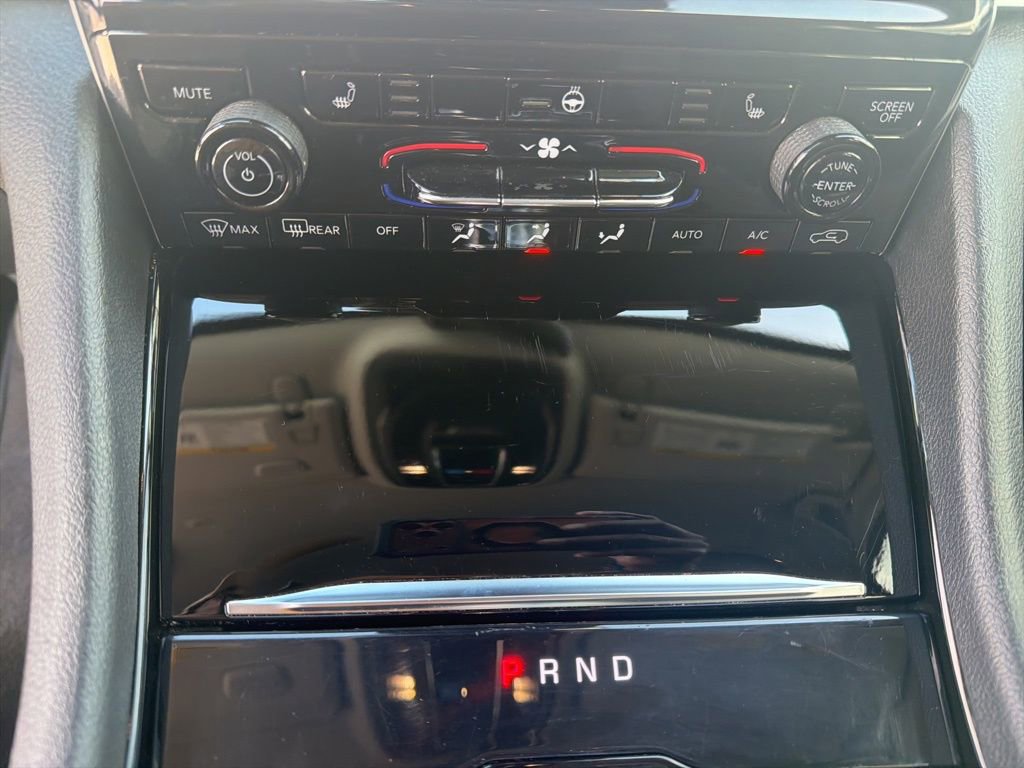 Used 2021 Jeep Grand Cherokee L Limited image 32