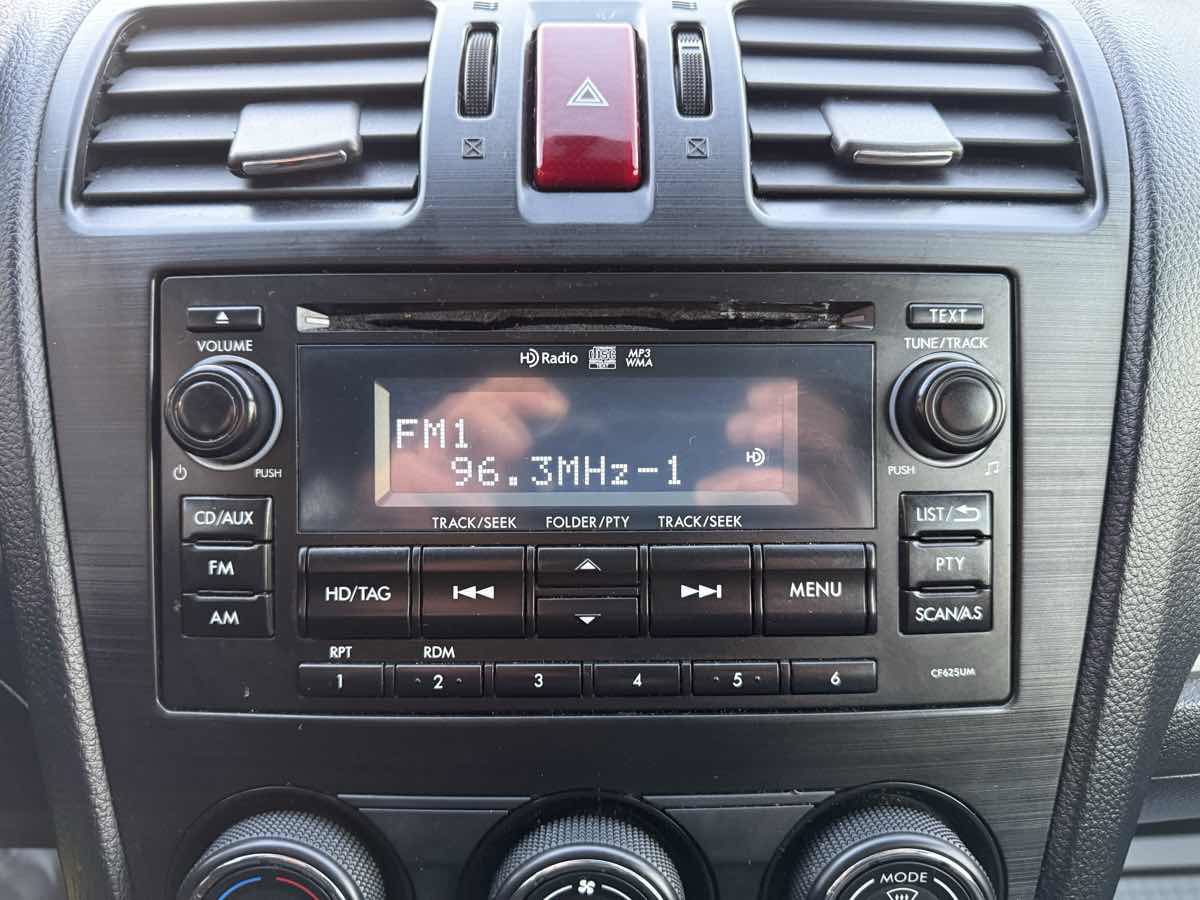 Used 2015 Subaru Forester 2.5i Limited image 19