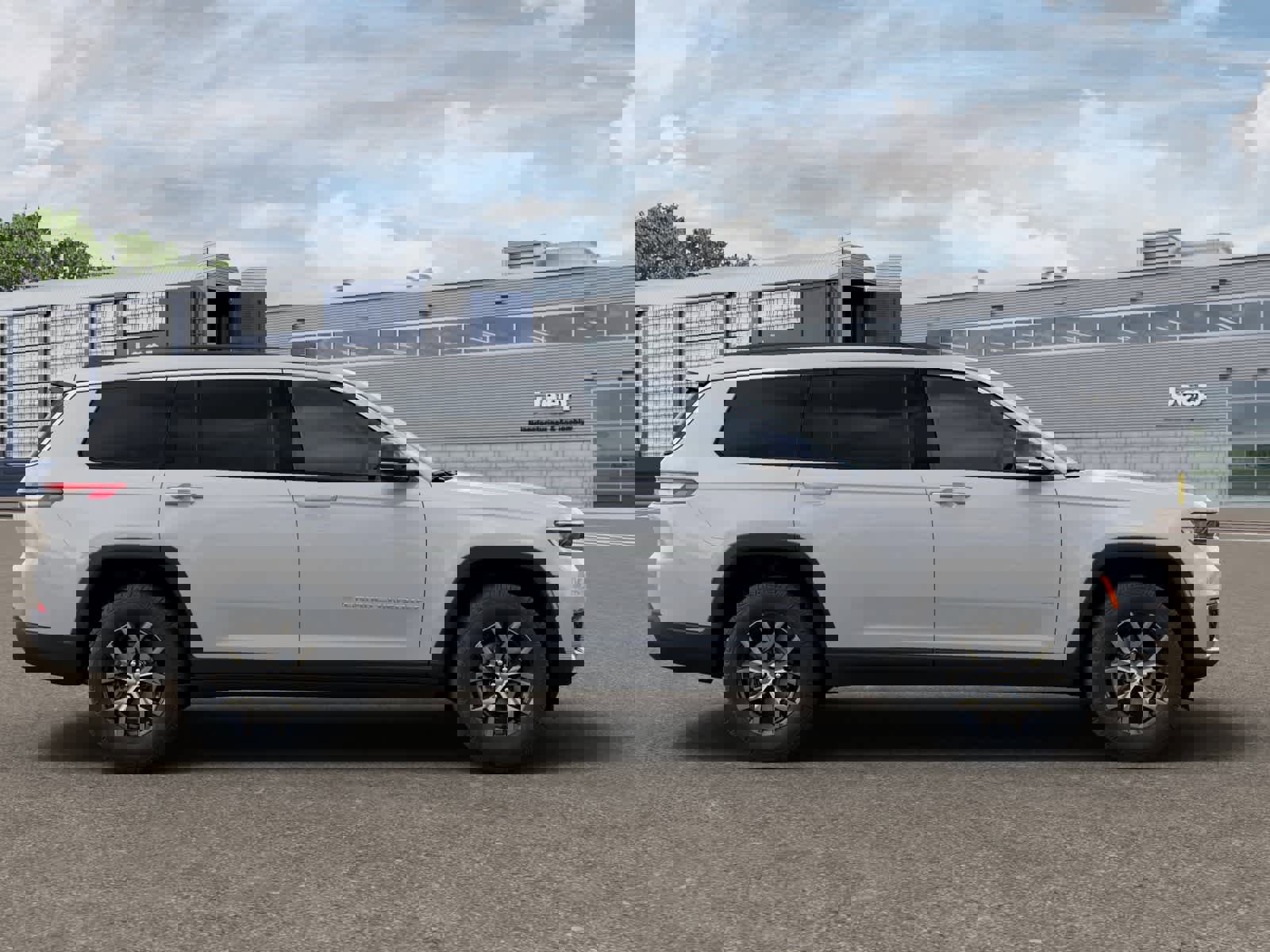 New 2025 Jeep Grand Cherokee L Limited image 21