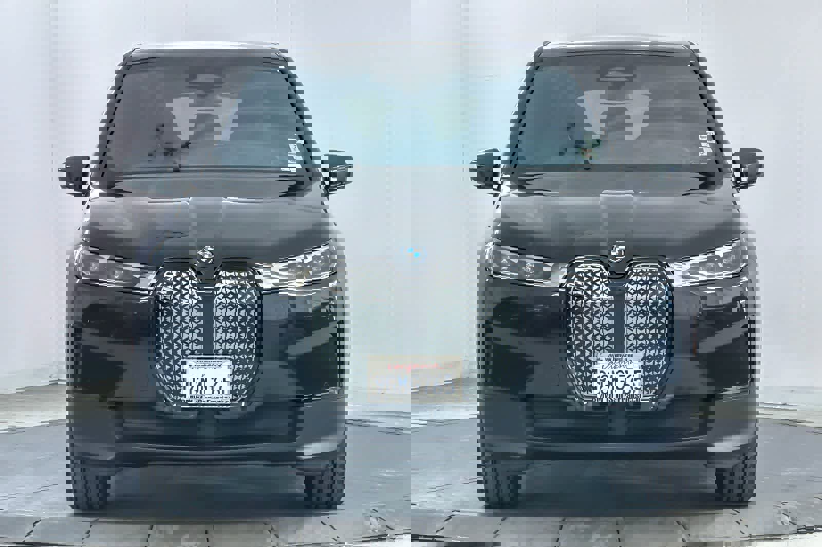 Used 2023 BMW iX xDrive50 image 10