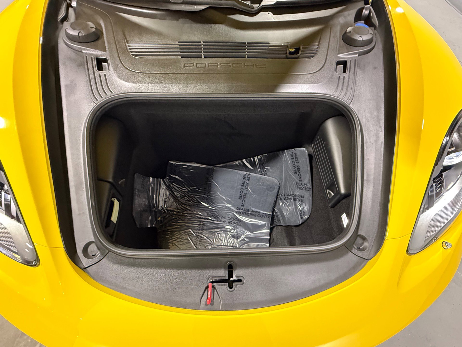 Used 2025 Porsche 718 Boxster S image 11