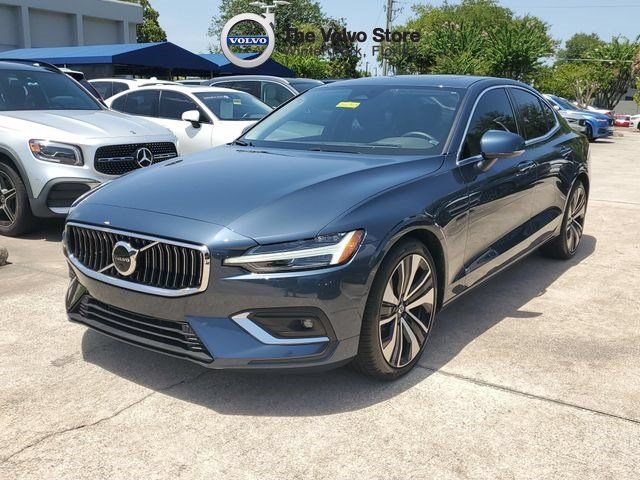 Used 2023 Volvo S60 B5 Ultimate w/ Protection Package Premier