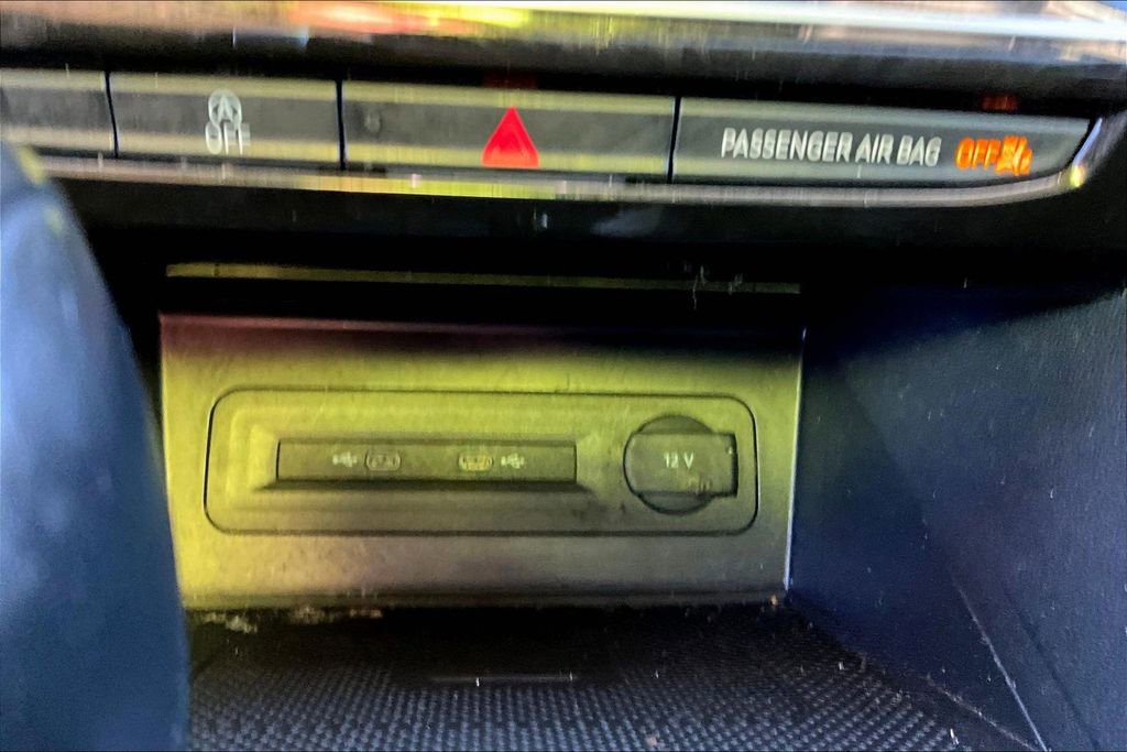 Used 2022 Volkswagen Atlas SE image 16