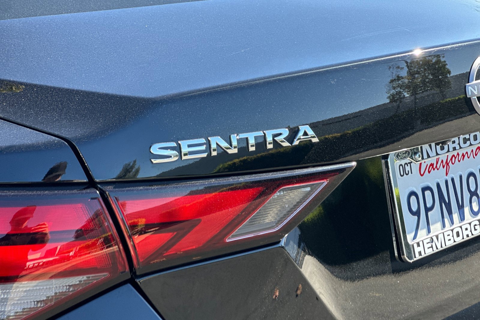 Used 2025 Nissan Sentra S image 25