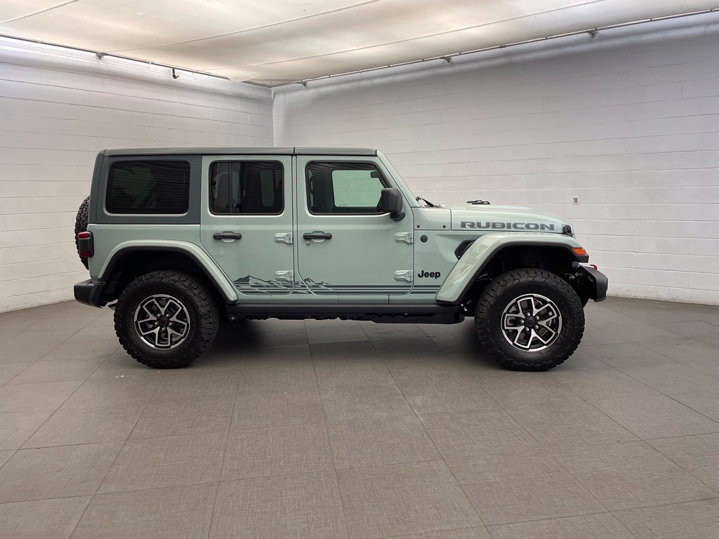 New 2026 Jeep Wrangler Unlimited Rubicon w/ Rockslide Package AWD/4WD image 2