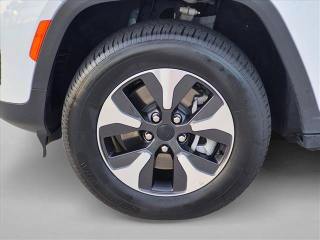 Used 2024 Jeep Grand Cherokee Limited 4xe AWD/4WD image 24