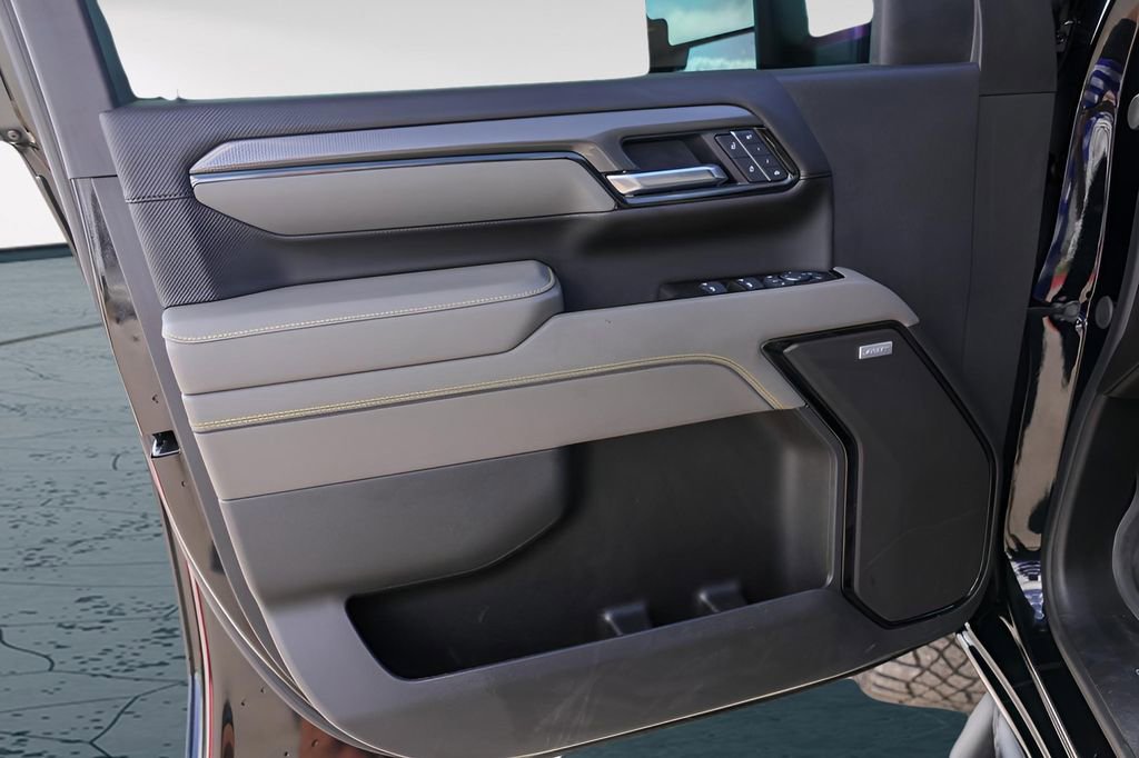 Certified 2025 Chevrolet Silverado 2500 ZR2 w/ Technology Package image 27