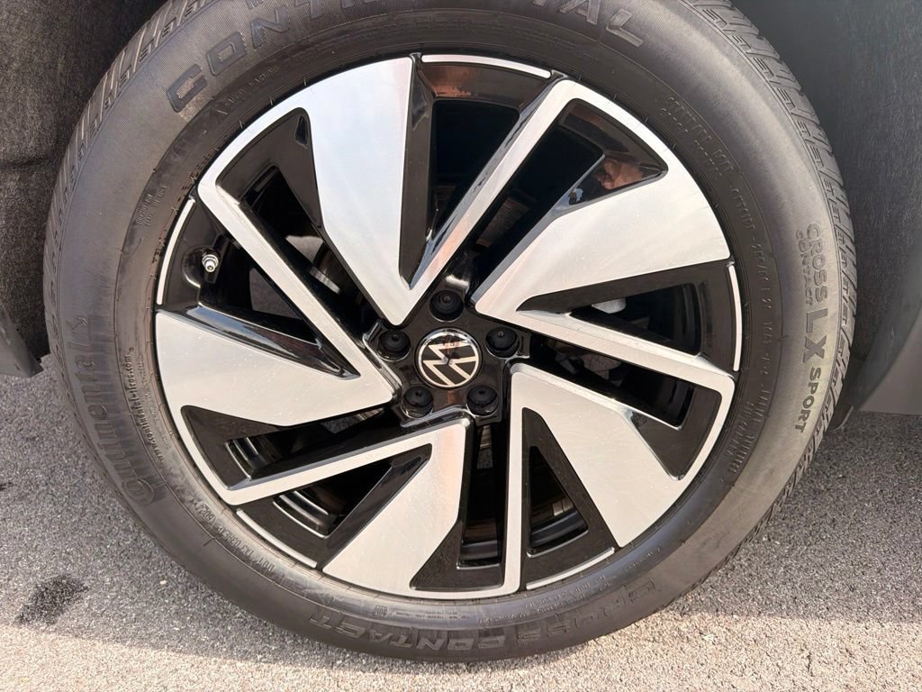 Used 2025 Volkswagen Atlas SE FWD image 33