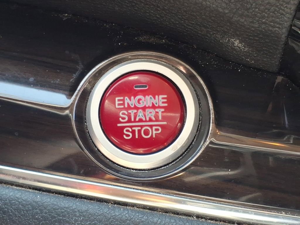 Used 2015 Honda CR-V EX-L image 25