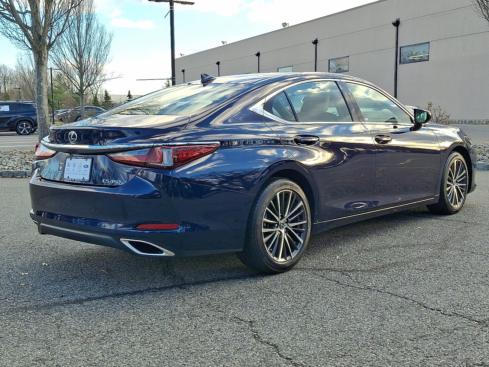Certified 2023 Lexus ES 350 w/ Premium Package image 7