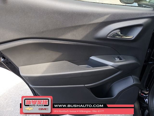 New 2026 Chevrolet Trax LT w/ Driver Confidence Package image 13