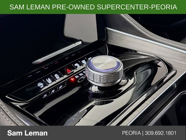 Used 2023 Jeep Wagoneer Series III w/ Premium Group I RWD image 17