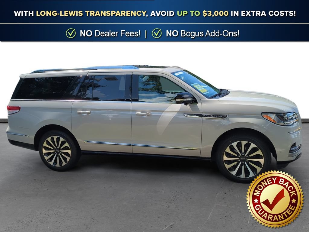 Used 2023 Lincoln Navigator L Reserve AWD/4WD image 8