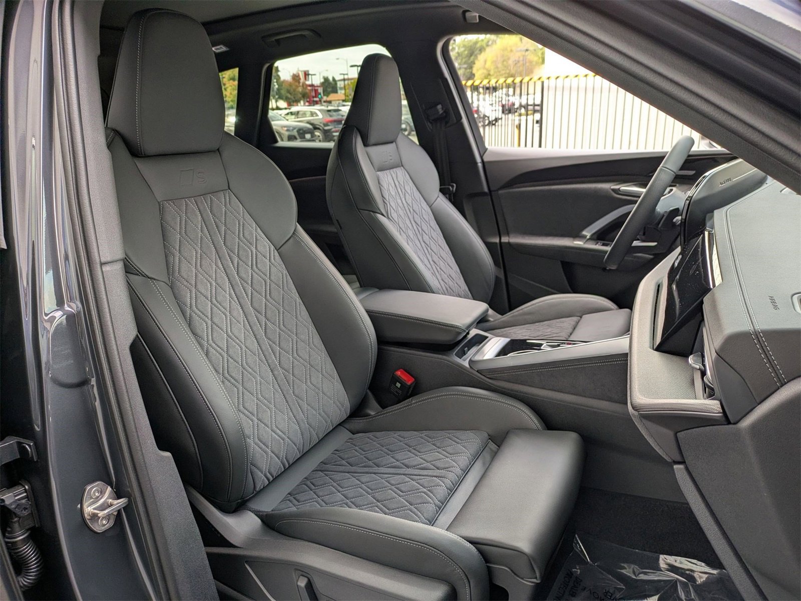 New 2025 Audi SQ5 Premium Plus image 10