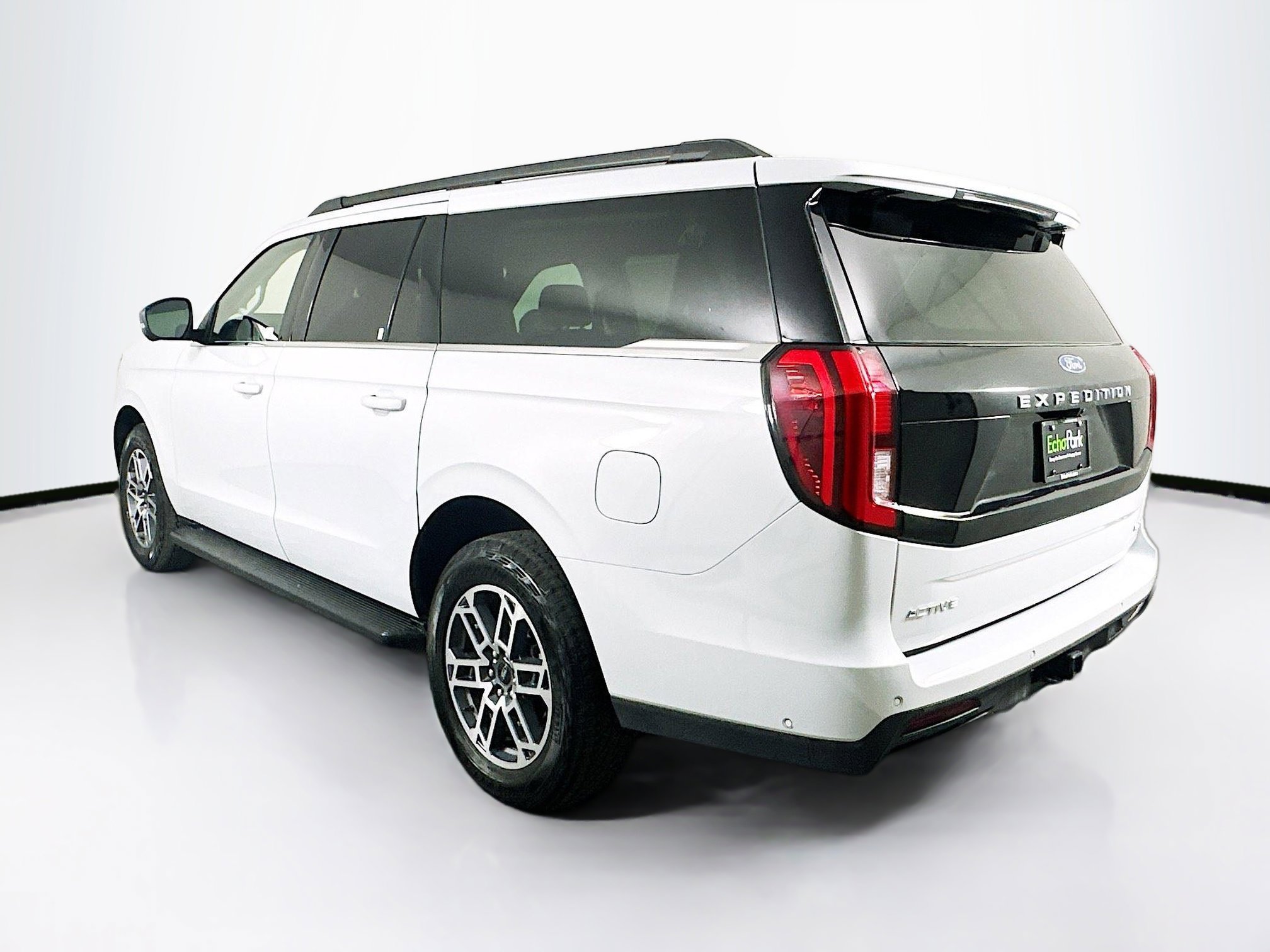 Used 2025 Ford Expedition Max Active image 5