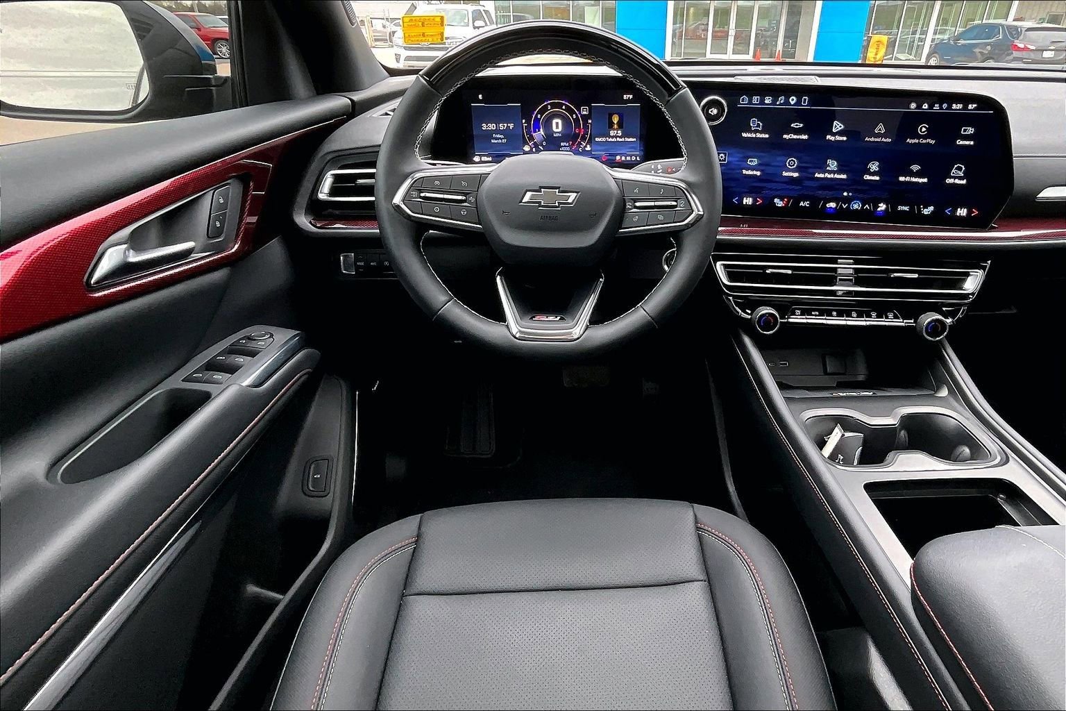 Used 2026 Chevrolet Traverse Z71 w/ Enhanced Driving Package image 5