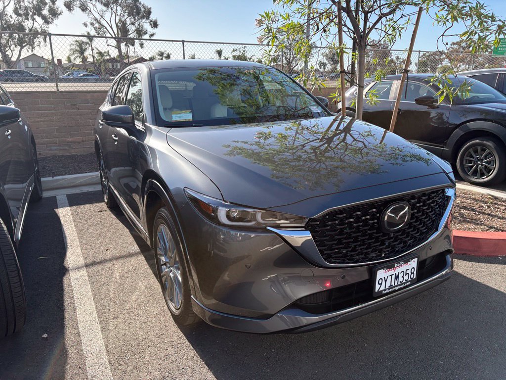 Certified 2025 MAZDA CX-5 AWD 2.5 S w/ Premium Plus Pkg image 4