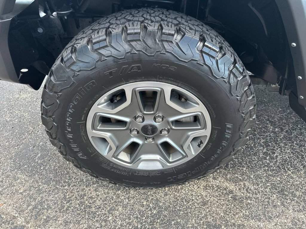 Used 2021 Jeep Wrangler Sport AWD/4WD image 9