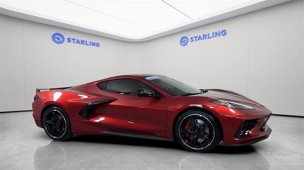 Used 2022 Chevrolet Corvette Stingray Premium Cpe w/ Z51 Performance Package image 12