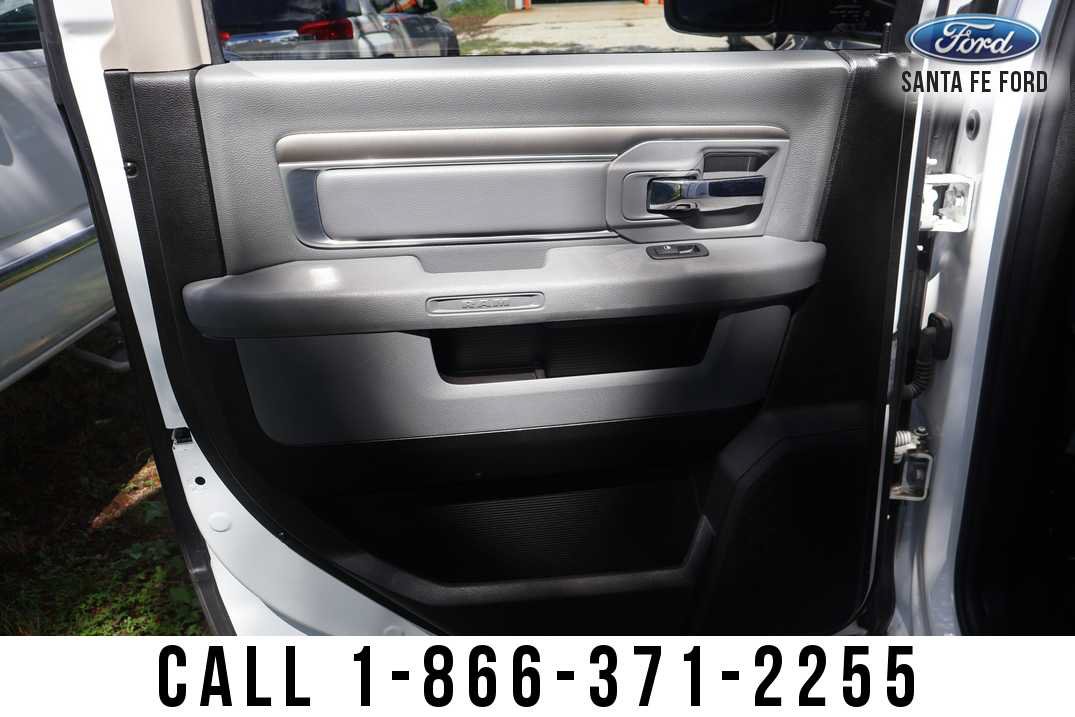 Used 2019 RAM 1500 Big Horn RWD image 19