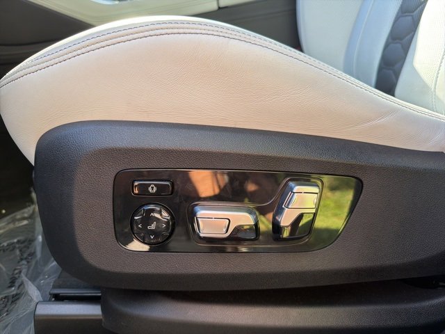 Used 2024 BMW X6 M Competition w/ Executive Package image 9