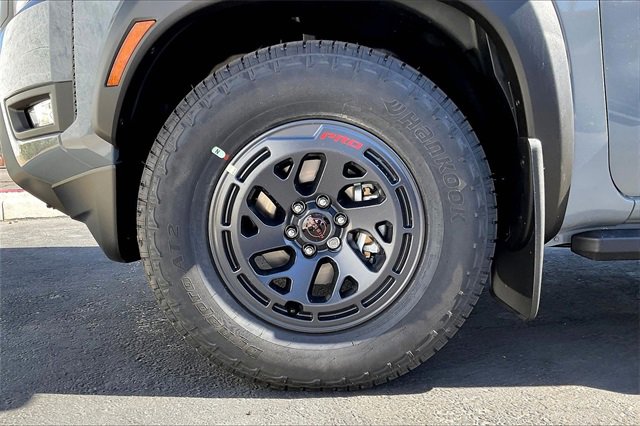 New 2026 Nissan Frontier Pro-X w/ Pro-X Convenience Package image 9