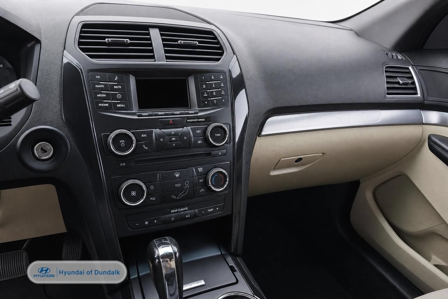 Used 2016 Ford Explorer FWD image 9