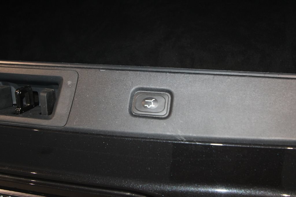 Used 2025 Lincoln Navigator L Reserve AWD/4WD image 44