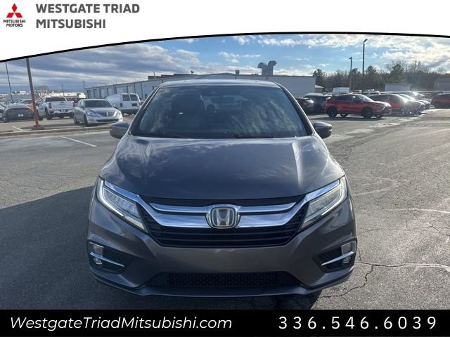 Used 2018 Honda Odyssey Touring image 2