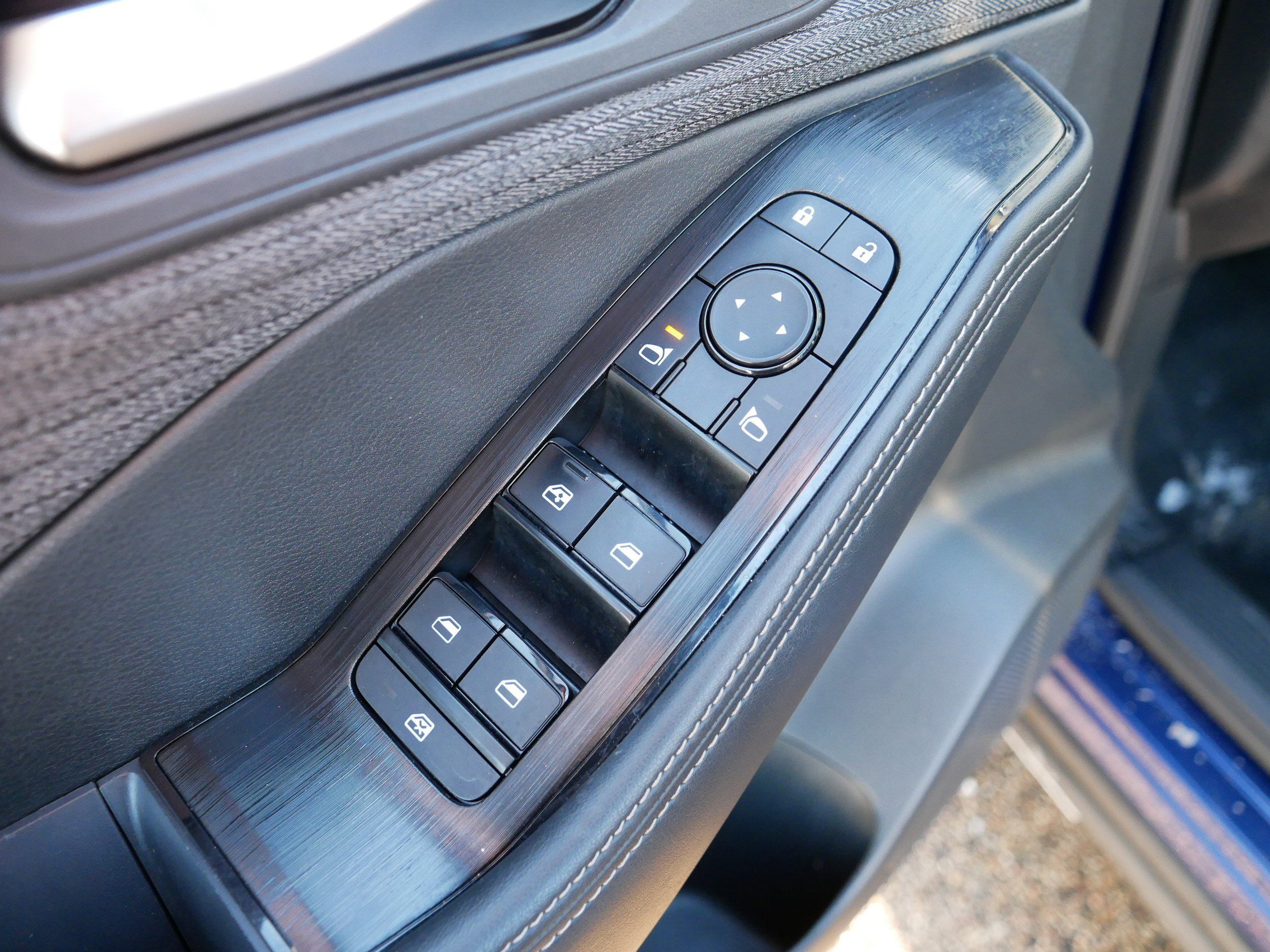 Certified 2022 Nissan Rogue SV image 19