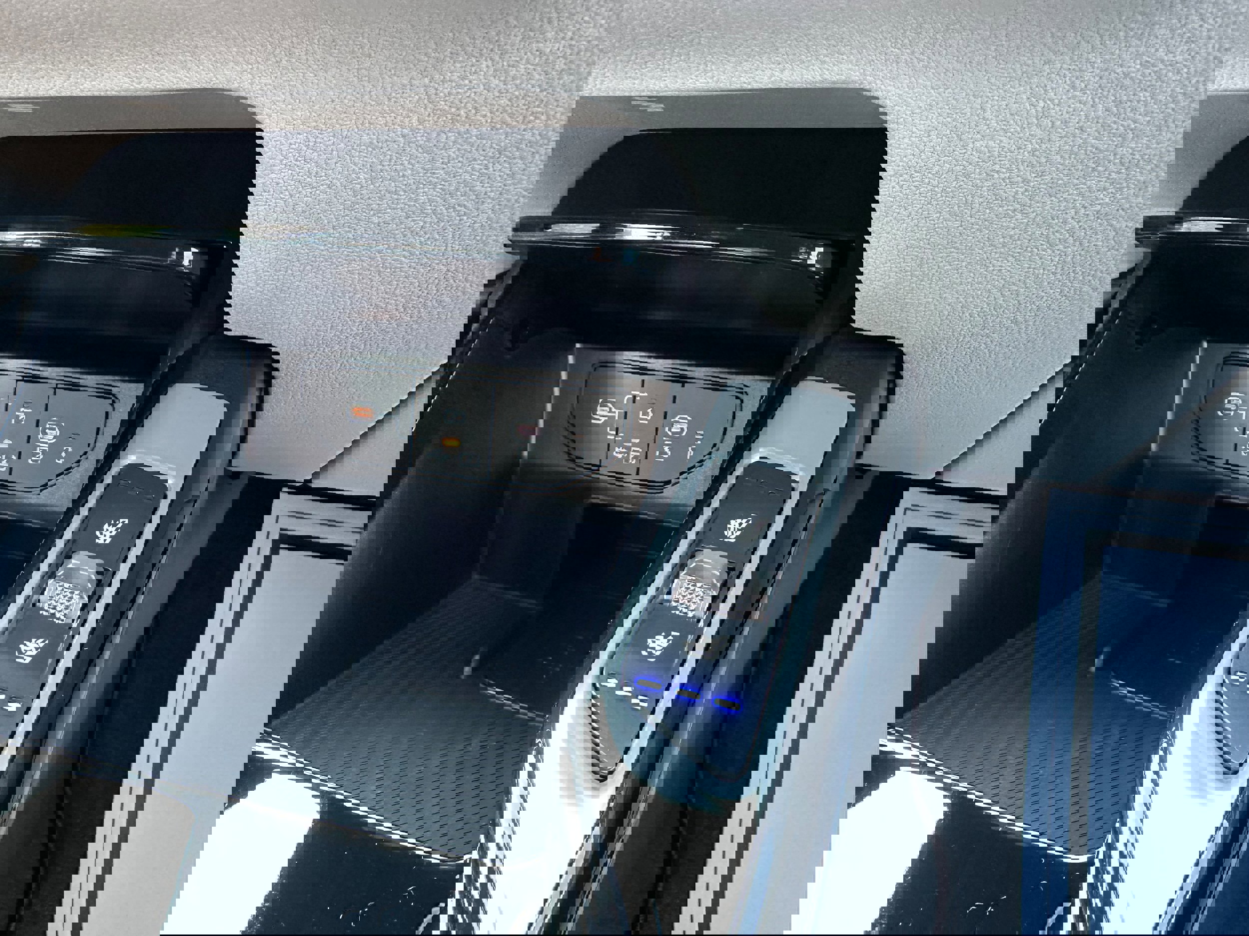 New 2025 Kia Sorento SX Prestige image 42