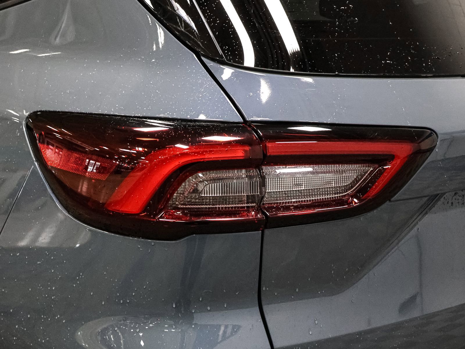 Certified 2025 Ford Escape ST-Line Elite image 15